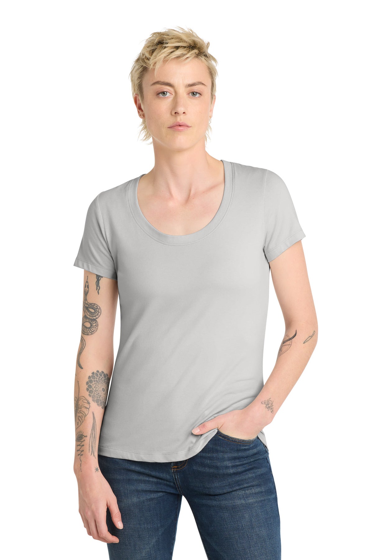 District Women's Flex Scoop Neck Tee DT7501 - Silver Mist - front